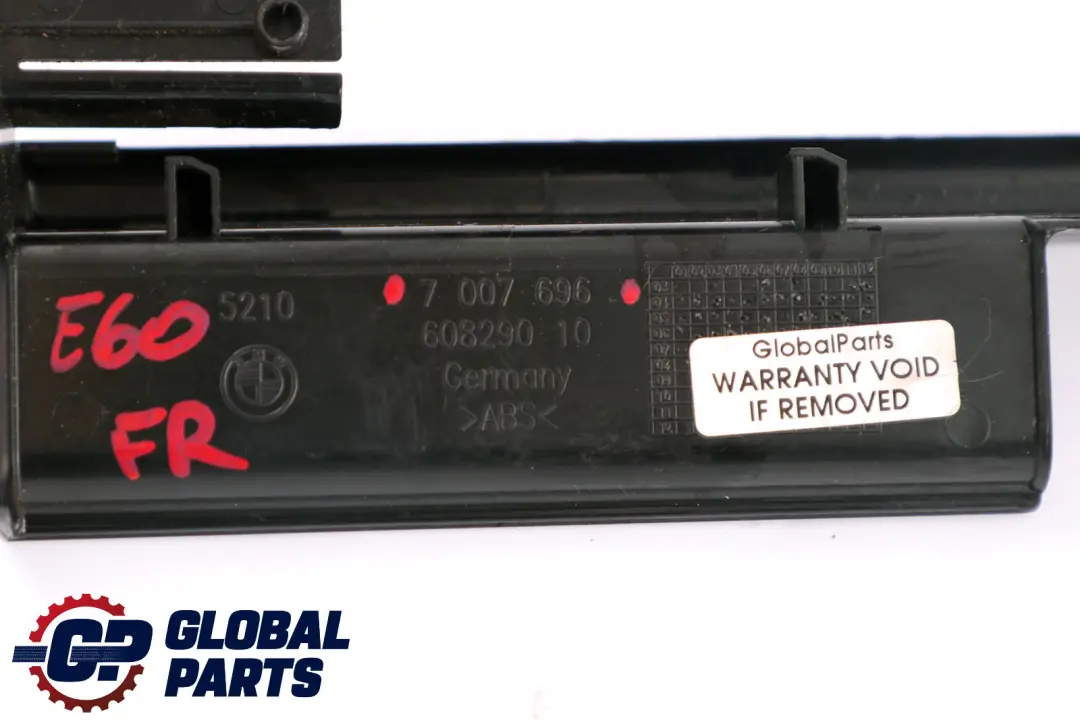 Osłona Szyny Fotela Prawa Przód do BMW E60 o numerze 7007696 BMW E60 Osłona Szyny Fotela Prawa Przód - SKU 7007696 - Numer Części 7007696