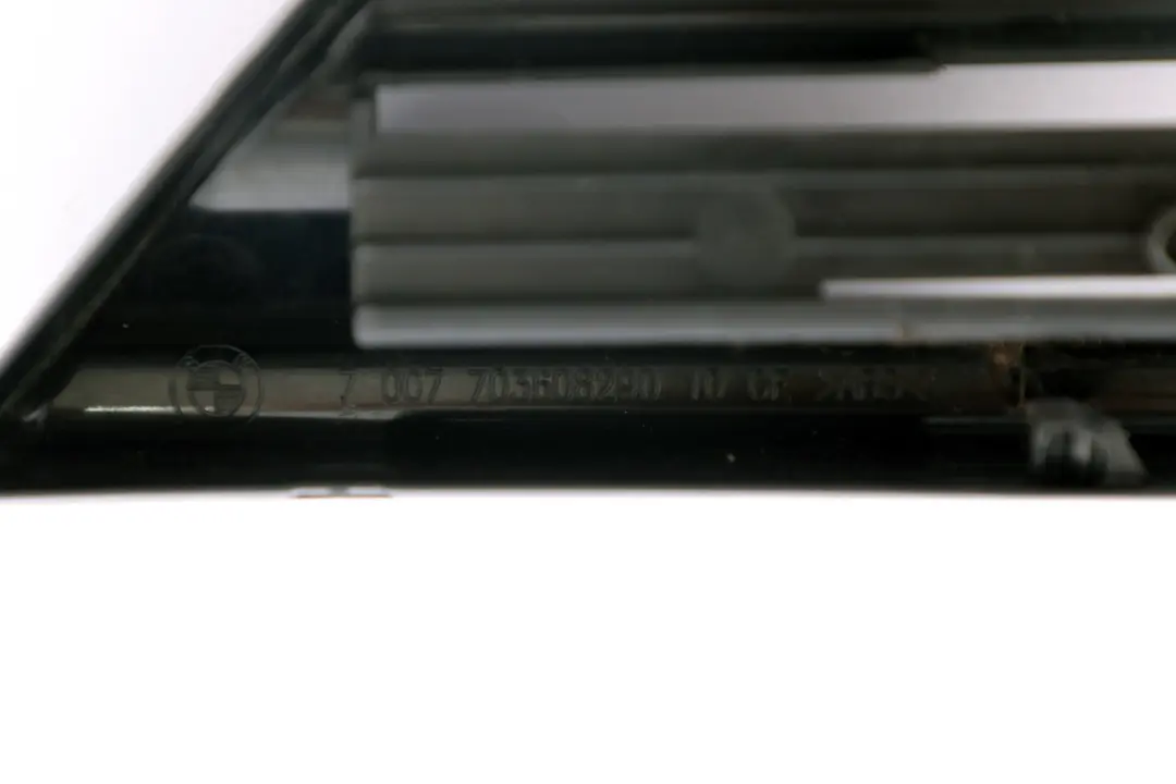 Front Seat Rear Left N/S Schwarz Black 7007703 to BMW 5 7 Series E60 E65 E66 Cover with Part number 7007705 BMW 5 7 Series E60 E65 E66 Cover Front Seat Rear Left N/S Schwarz Black 7007703 - SKU 7007705 - Part number 7007705