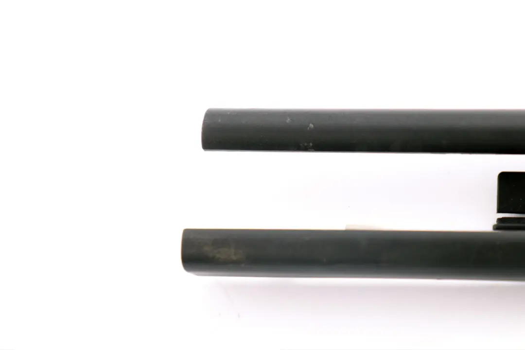 Blende Hinten Links Schwarz 7007703 BMW 5 7 er E60 E65 E66 - SKU 7007705 - Teilenummer 7007705
