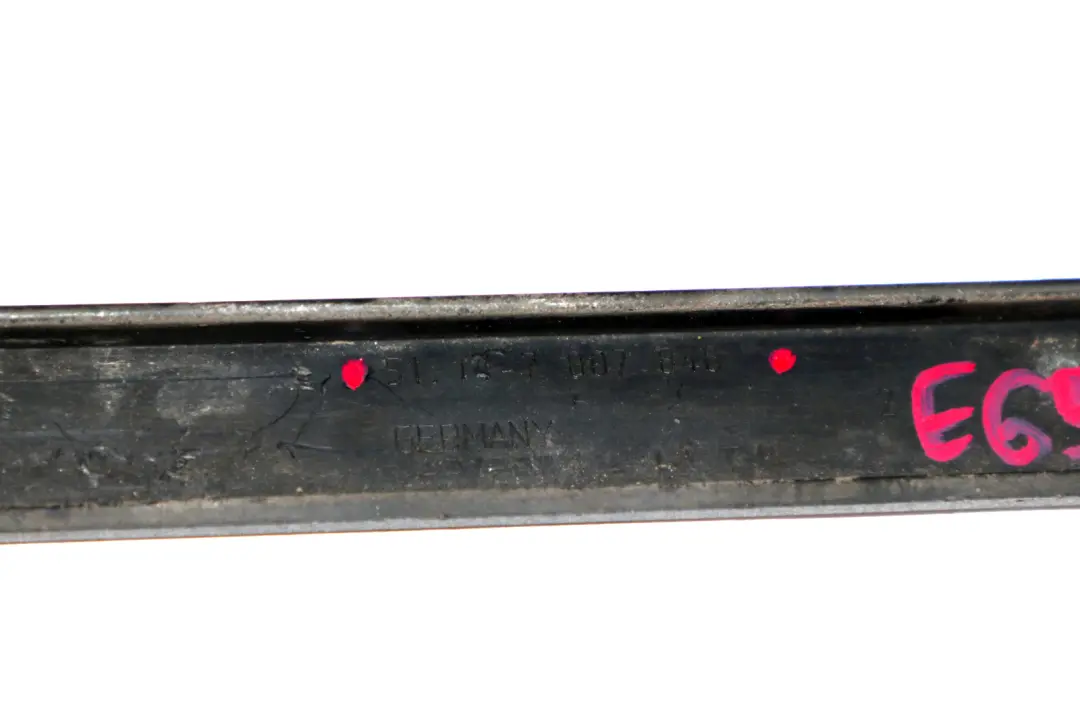 Hintere Stoß Stange Untere Zierleiste Abdeckung Schwarz für BMW E65 E66 mit Teilenummer 7007848 BMW E65 E66 Hintere Stoß Stange Untere Zierleiste Abdeckung Schwarz - SKU 7007848 - Teilenummer 7007848