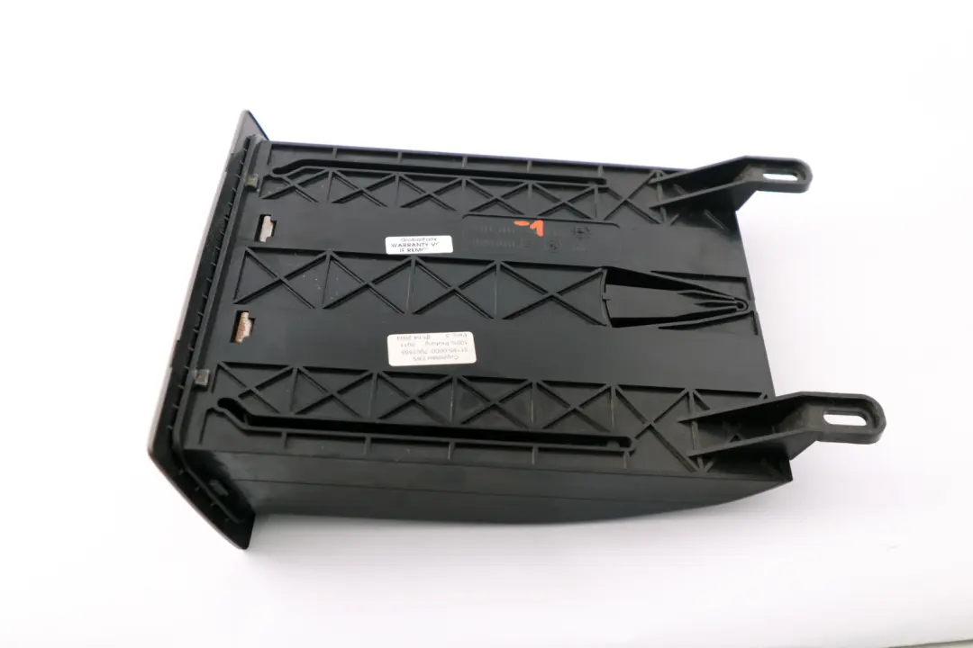 Drinks Rear Cup Holder to BMW 7 Series E65 E66 E67 Dash with Part number 7007888 BMW 7 Series E65 E66 E67 Dash Drinks Rear Cup Holder - SKU 7007888-1 - Part number 7007888