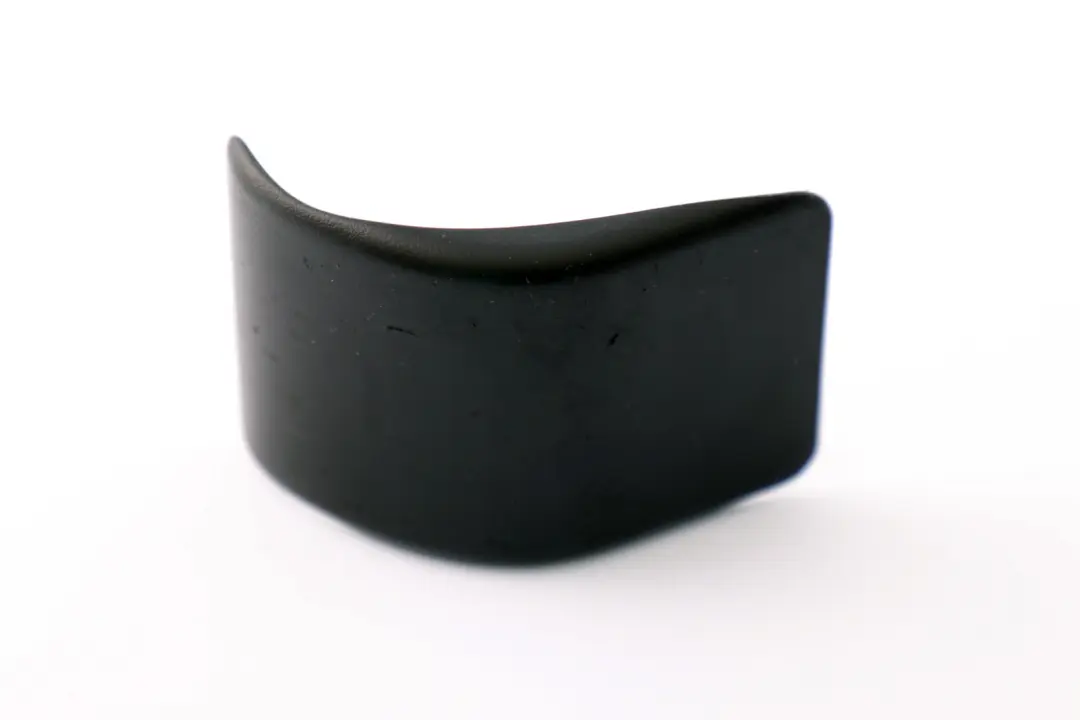 Zaślepka Osłona Isofix Kanapy Tył Czarny 7007990 do BMW X5 E53 o numerze 7007991 BMW X5 E53 Zaślepka Osłona Isofix Kanapy Tył Czarny 7007990 - SKU 7007991 - Numer Części 7007991