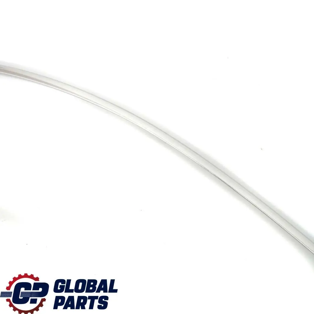 Acabado Marco Ventana Superior Puerta Trasera Derecha para BMW E66 con número de pieza 7008016 BMW E66 Acabado Marco Ventana Superior Puerta Trasera Derecha - SKU 7008016 - Número de pieza 7008016