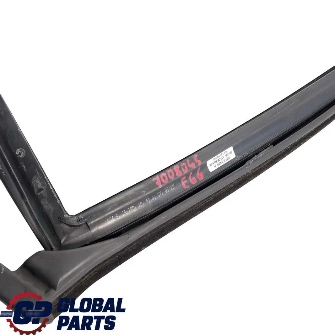 BMW E66 Guia De La ventana De La puerta trasera izquierda Seal - SKU 7008045 - Número de pieza 7008045