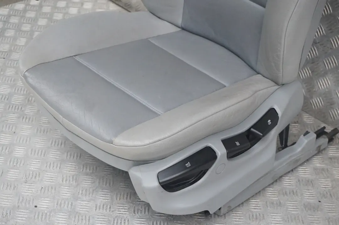 Front Left N/S Grey Leather Seat Passenger Side to BMW X5 Series E53 with Part number 7008156 BMW X5 Series E53 Front Left N/S Grey Leather Seat Passenger Side - SKU 7008156 - Part number 7008156