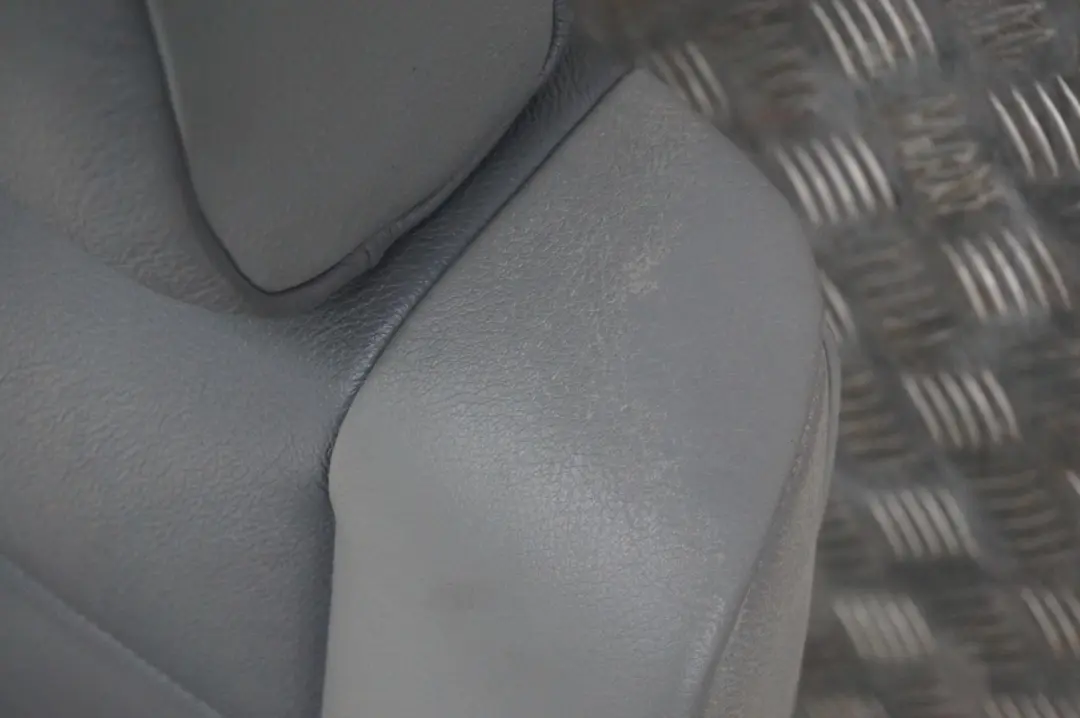 Front Left N/S Grey Leather Seat Passenger Side to BMW X5 Series E53 with Part number 7008156 BMW X5 Series E53 Front Left N/S Grey Leather Seat Passenger Side - SKU 7008156 - Part number 7008156