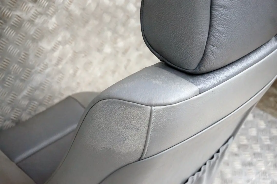 Front Left N/S Grey Leather Seat Passenger Side to BMW X5 Series E53 with Part number 7008156 BMW X5 Series E53 Front Left N/S Grey Leather Seat Passenger Side - SKU 7008156 - Part number 7008156