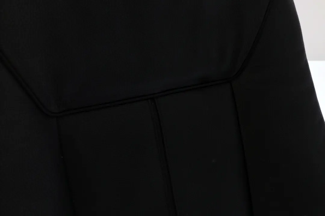 Leather Front Left Right Comfort Seat N/O/S Backrest to BMW X5 Series E53 Black with Part number 7008210 BMW X5 Series E53 Black Leather Front Left Right Comfort Seat N/O/S Backrest - SKU 7008210 - Part number 7008210