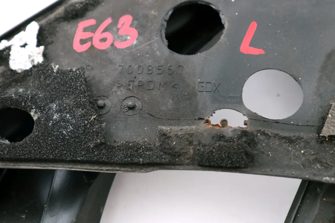 Guarnizione Guida Finestrino BMW E63 E63N E64 Porta Anteriore Sinistra per con numero di parte 7008567 Guarnizione Guida Finestrino BMW E63 E63N E64 Porta Anteriore Sinistra - SKU 7008567 - Numero di parte 7008567