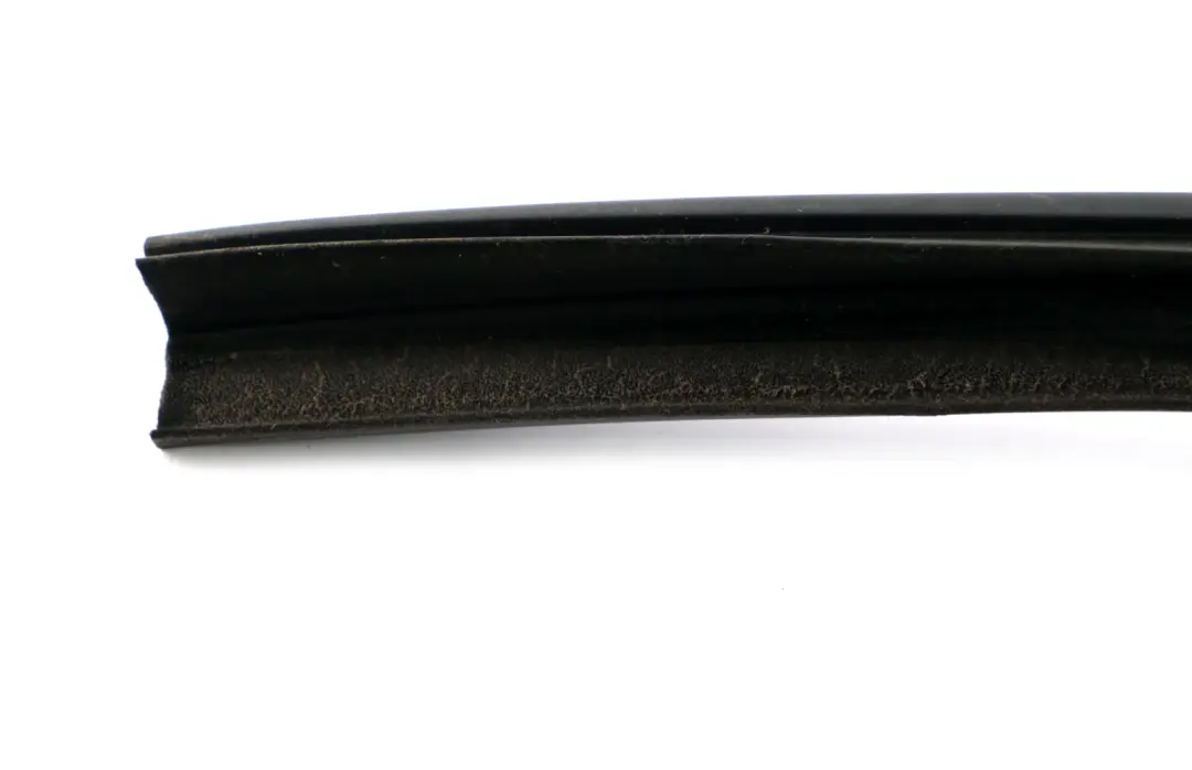 Joint De Guidage De Vitre BMW E63 E64 Joint De Porte Avant Droite pour à propos du numéro de pièce 7008568 Joint De Guidage De Vitre BMW E63 E64 Joint De Porte Avant Droite - SKU 7008568 - Numéro de pièce 7008568
