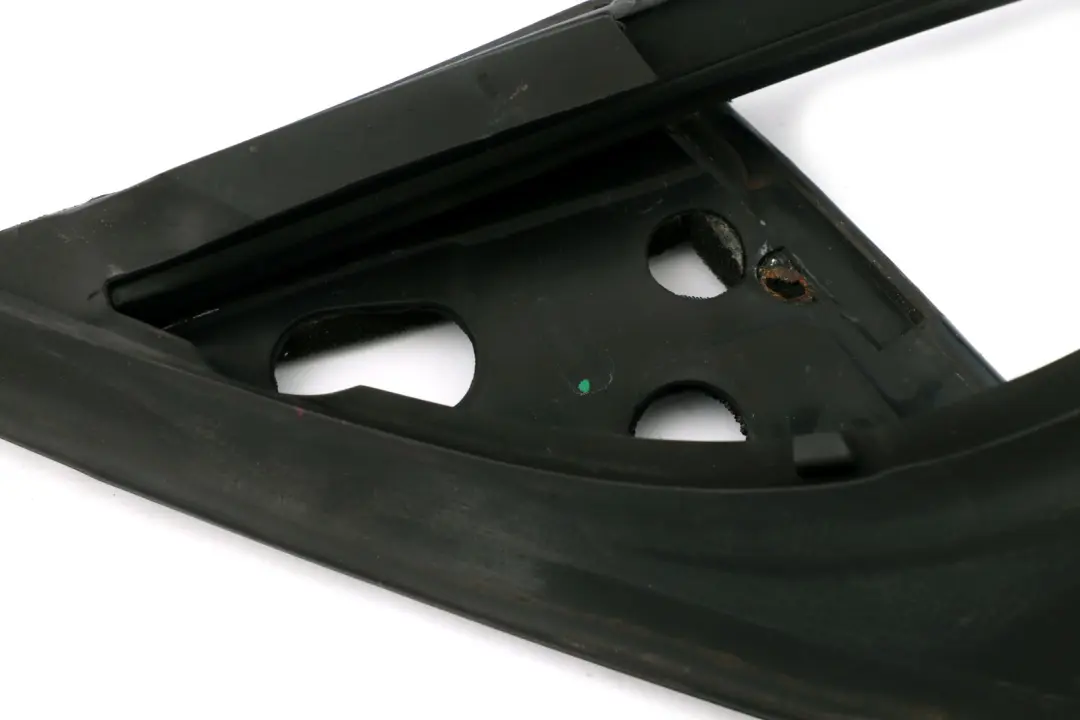  Window Guide Seal BMW E63 E64 Right O/S Front Door Gasket - SKU 7008568 - Part number 7008568