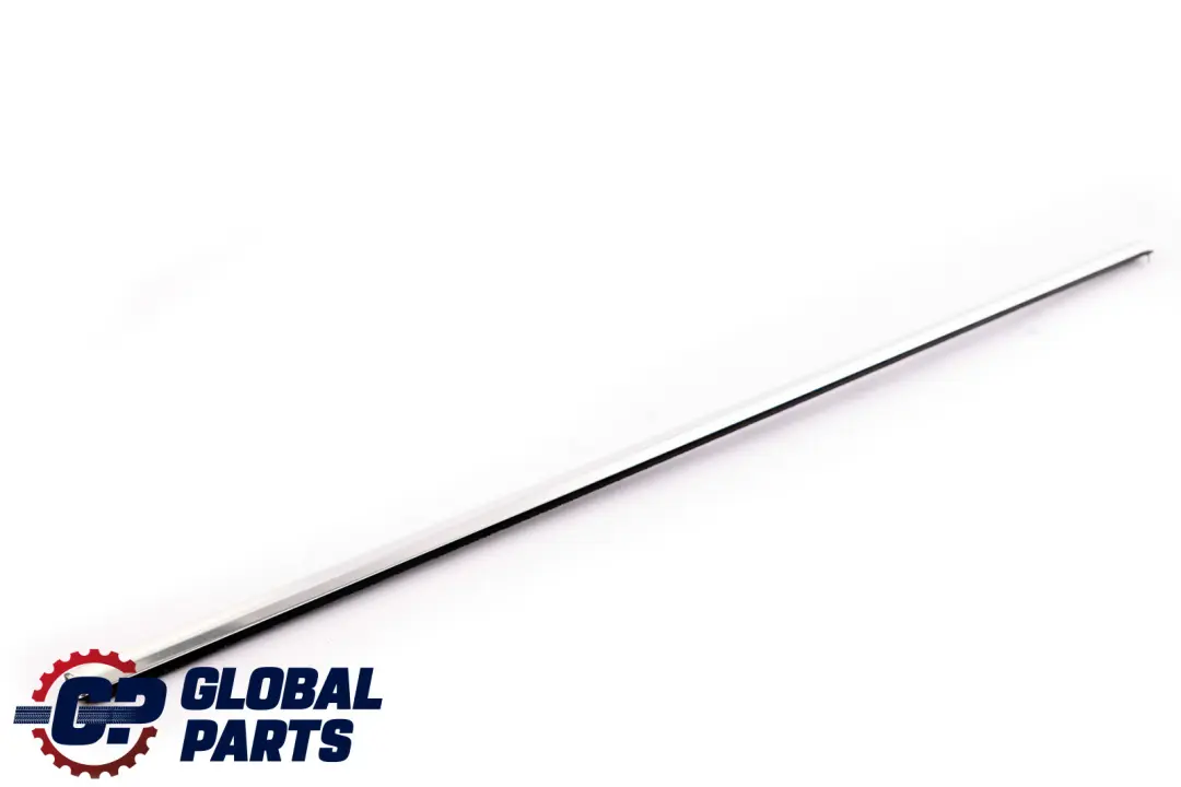 Canal Tapa Tira Exterior Puerta Delantera Derecha Cromo para BMW E63 E64 LCI con número de pieza 7008570 BMW E63 E64 LCI Canal Tapa Tira Exterior Puerta Delantera Derecha Cromo - SKU 7008570 - Número de pieza 7008570