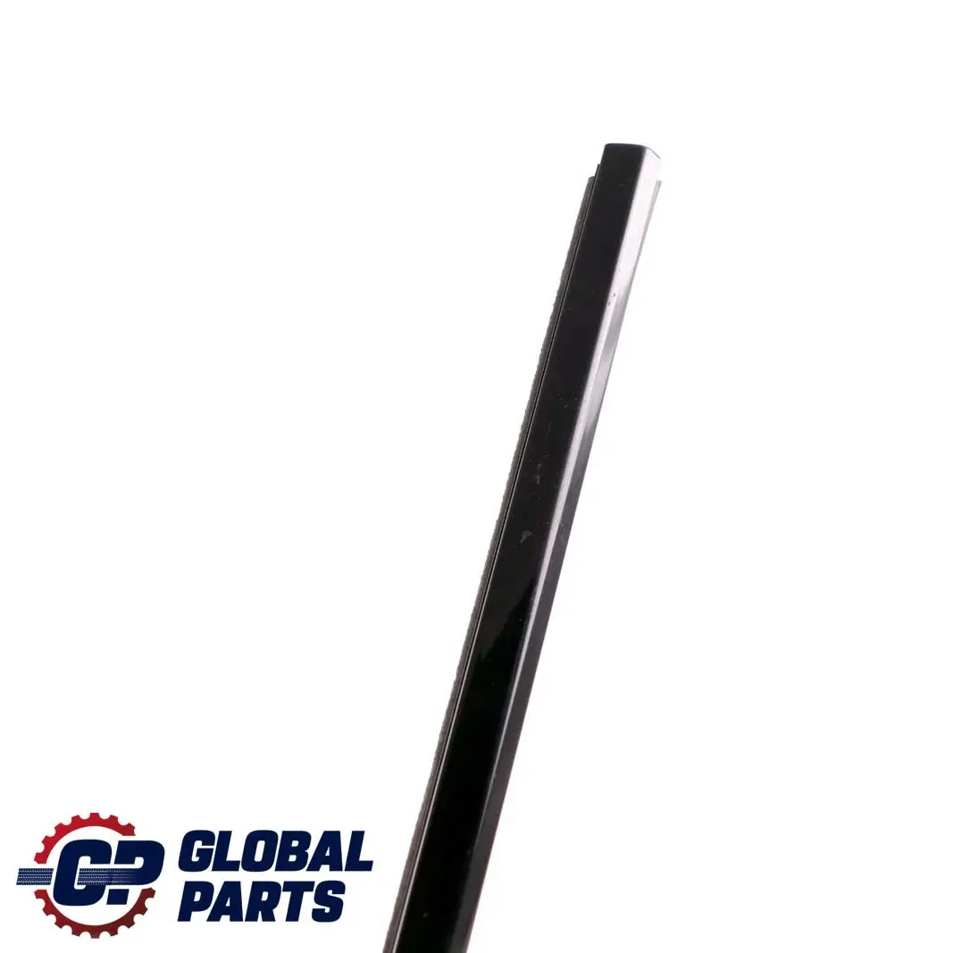 Canal Cubierta Exterior Puerta Delantera Derecha Alto Brillo para BMW E63 E64 LCI con número de pieza 7008572 BMW E63 E64 LCI Canal Cubierta Exterior Puerta Delantera Derecha Alto Brillo - SKU 7008572 - Número de pieza 7008572