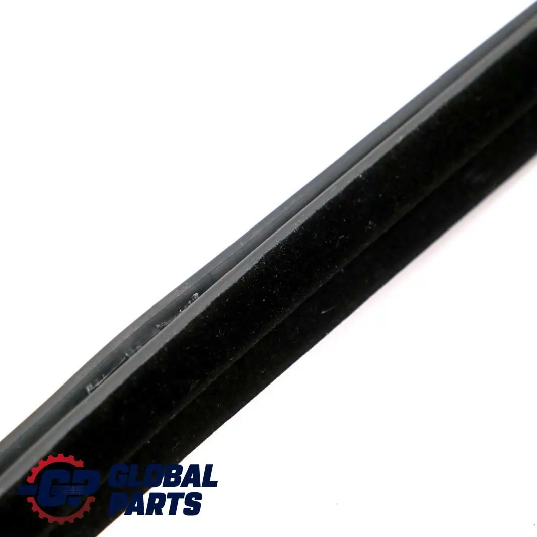 Banda De Puerta BMW E63 E64 Canal De Sellado Interior Delantero Derecho para con número de pieza 7008574 Banda De Puerta BMW E63 E64 Canal De Sellado Interior Delantero Derecho - SKU 7008574 - Número de pieza 7008574
