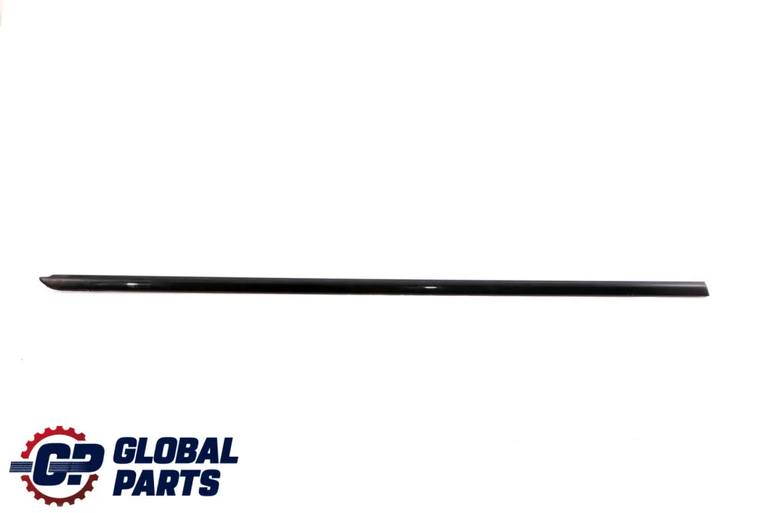 Fensterschachtabdichtung Aussen Rechts Hinten Glanzschwarz für BMW 6 er E63 mit Teilenummer 7008578 BMW 6 er E63 Fensterschachtabdichtung Aussen Rechts Hinten Glanzschwarz - SKU 7008578 - Teilenummer 7008578