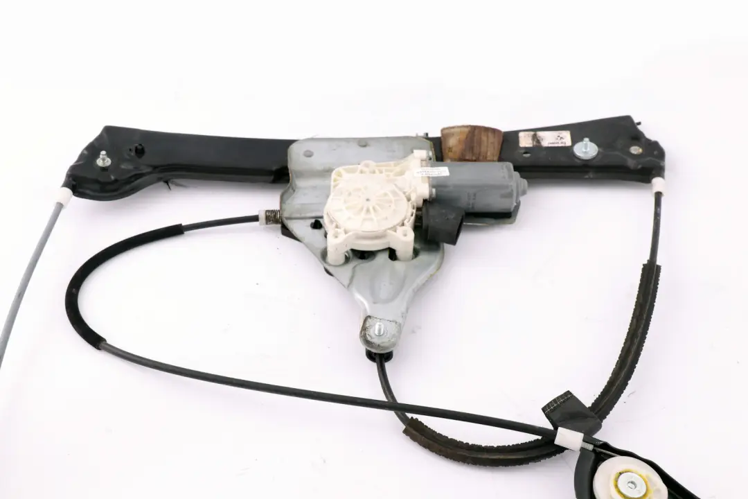 Leve-vitre electrique porte Regulateur avant gauche pour BMW E63 E64 à propos du numéro de pièce 7008625 BMW E63 E64 Leve-vitre electrique porte Regulateur avant gauche - SKU 7008625 - Numéro de pièce 7008625
