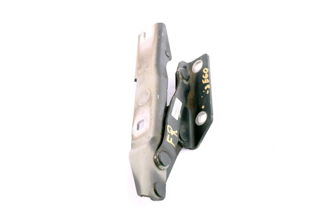 Right O/S Engine Hood Hinge Black to BMW 5 Series E60 E61 with Part number 7008728 BMW 5 Series E60 E61 Right O/S Engine Hood Hinge Black - SKU 7008728-3 - Part number 7008728