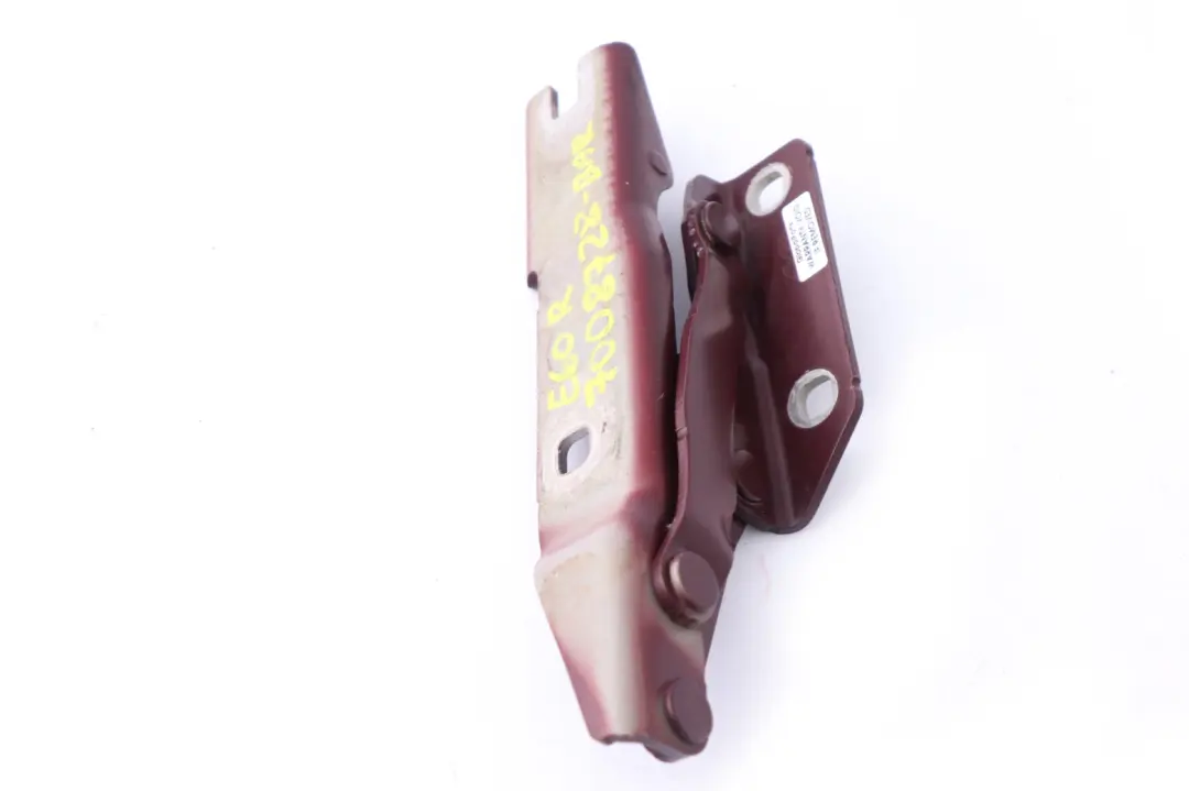 Right Engine Hood Hinge Barbera Red A39 O/S to BMW 5 Series E60 E61 LCI with Part number 7008728 BMW 5 Series E60 E61 LCI Right Engine Hood Hinge Barbera Red A39 O/S - SKU 7008728-BAR - Part number 7008728