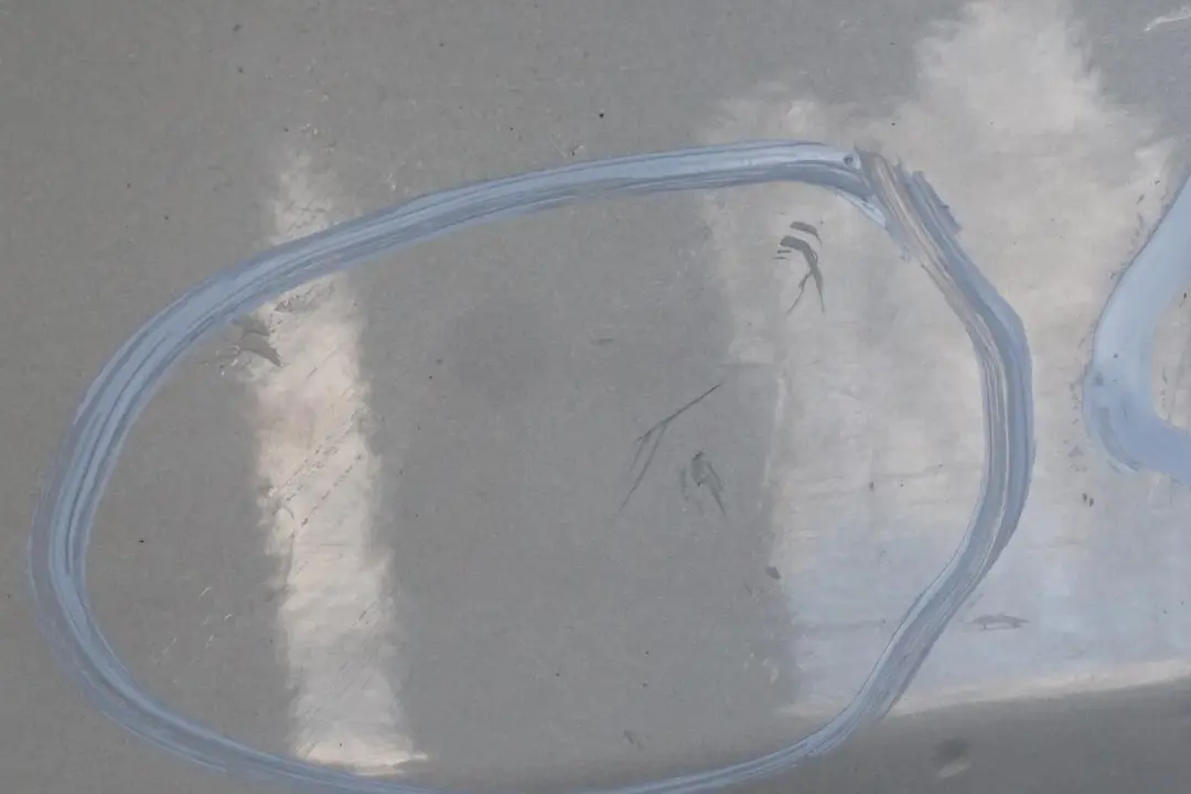 Trunk Boot Lid Tailgate Mineralsilber Mineral Silver 354 to BMW 6 Series E63 Coupe with Part number 7008730 BMW 6 Series E63 Coupe Trunk Boot Lid Tailgate Mineralsilber Mineral Silver 354 - SKU 7008730-MS - Part number 7008730