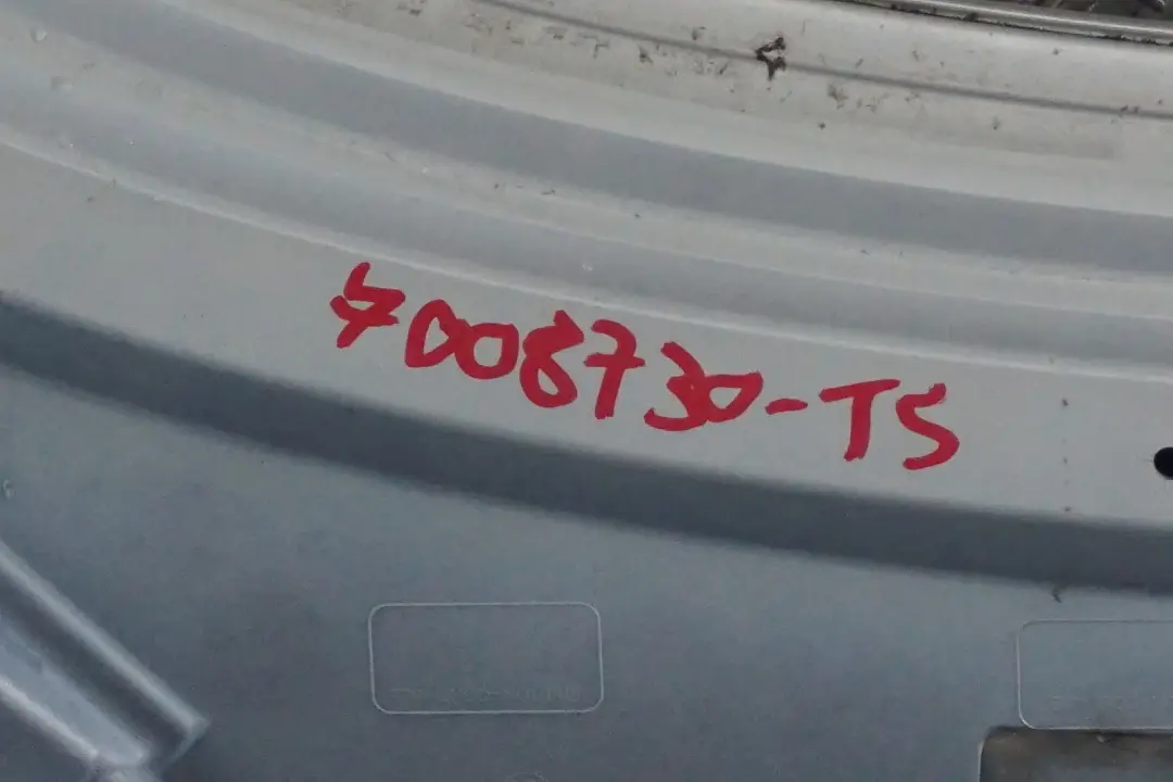 Trunk Boot Lid Tailgate Titansilber Titan Silver - 354 to BMW 6 Series E63 Coupe with Part number 7008730 BMW 6 Series E63 Coupe Trunk Boot Lid Tailgate Titansilber Titan Silver - 354 - SKU 7008730-TS - Part number 7008730