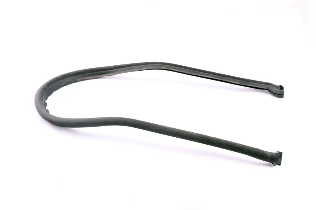 BMW E63 E64 LCI Hood Bonnet Engine Cover Rubber Sealing Centre - SKU 7008797 - Part number 7008797