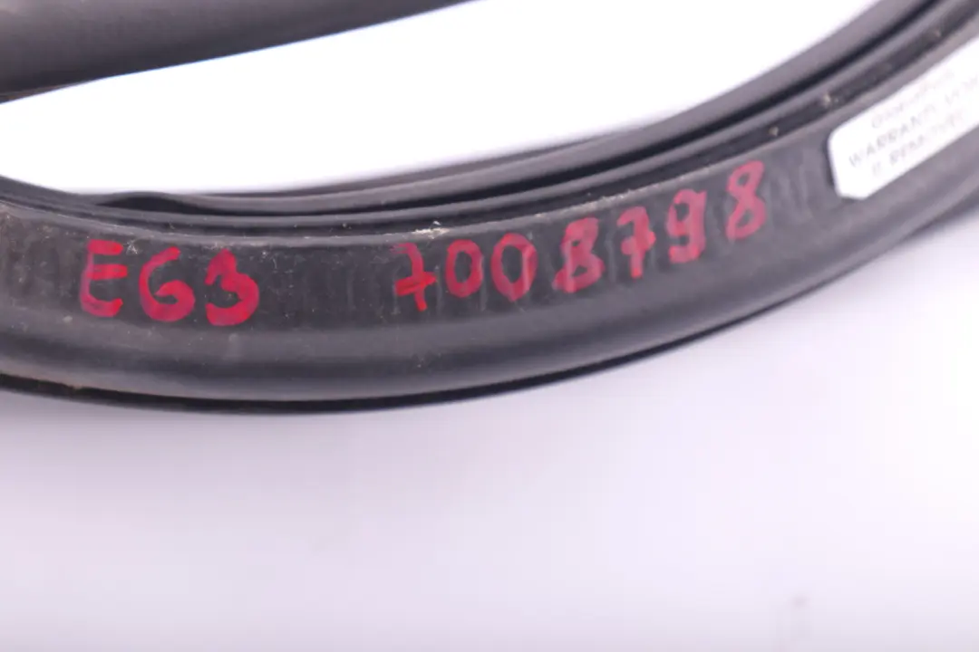 E63N LCI Abdichtung Heck Klappe für BMW E63 mit Teilenummer 7008798 BMW E63 E63N LCI Abdichtung Heck Klappe - SKU 7008798 - Teilenummer 7008798