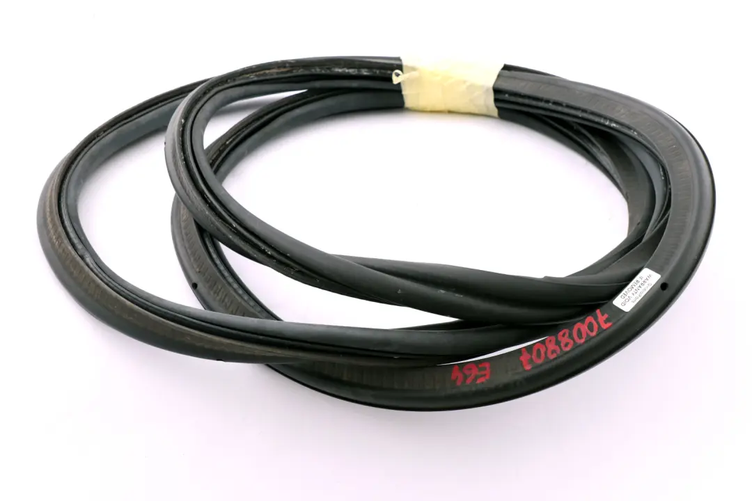 E64N LCI Cabrio Joint D'étanchéité Du Couvercle Du Coffre pour BMW E64 à propos du numéro de pièce 7008807 BMW E64 E64N LCI Cabrio Joint D'étanchéité Du Couvercle Du Coffre - SKU 7008807 - Numéro de pièce 7008807