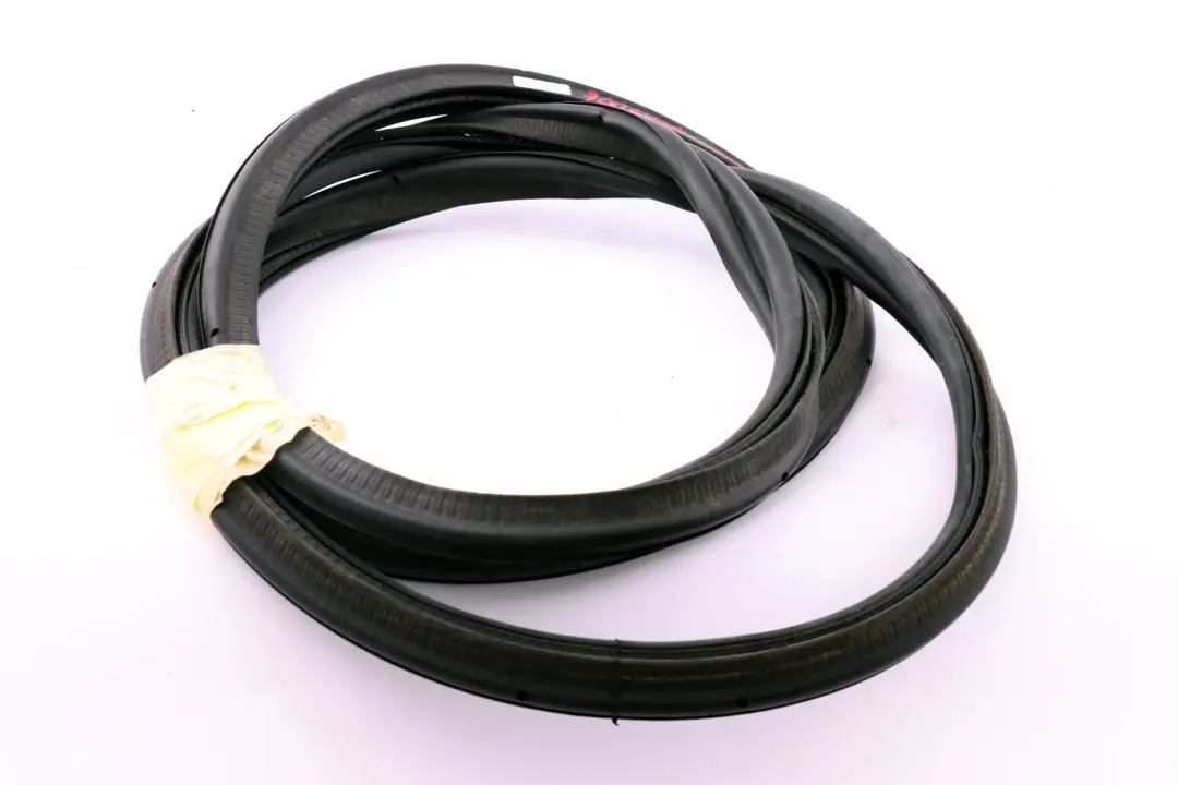 E64N LCI Cabrio Dichtung Abdichtung Heckklappe hinten für BMW E64 mit Teilenummer 7008807 BMW E64 E64N LCI Cabrio Dichtung Abdichtung Heckklappe hinten - SKU 7008807 - Teilenummer 7008807