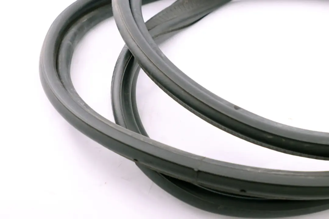 BMW E64 E64N LCI Cabrio Gasket Seal Trunk Lid Sealing - SKU 7008807 - Part number 7008807