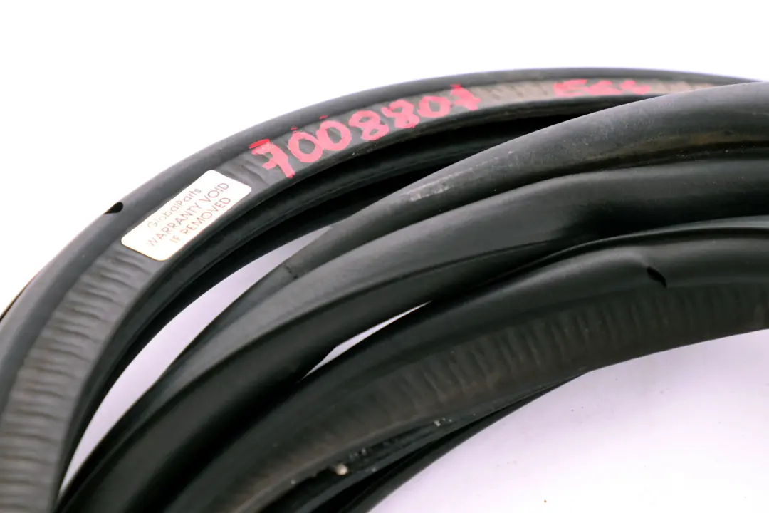 E64N LCI Cabrio Dichtung Abdichtung Heckklappe hinten für BMW E64 mit Teilenummer 7008807 BMW E64 E64N LCI Cabrio Dichtung Abdichtung Heckklappe hinten - SKU 7008807 - Teilenummer 7008807