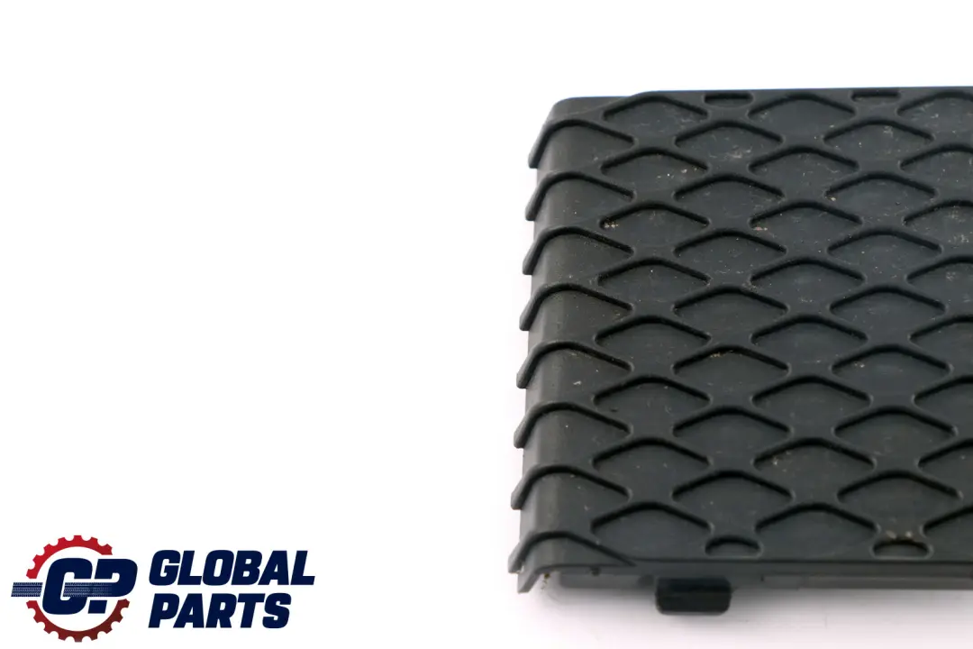 BMW E63 E64 Rejilla Lateral Inferior - SKU 7008823 - Número de pieza 7008823