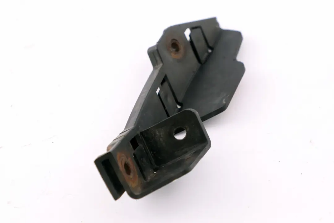 Montaje Parachoques Lateral Delantero Izquierdo para BMW Serie 6 E63 E64 LCI con número de pieza 7008829 BMW Serie 6 E63 E64 LCI Montaje Parachoques Lateral Delantero Izquierdo - SKU 7008829 - Número de pieza 7008829