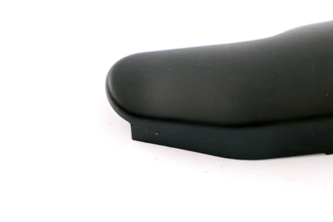 Bras d'essuie-glace droit Couvercle Capot Garniture pour BMW E65 E66 E67 à propos du numéro de pièce 7008973 BMW E65 E66 E67 Bras d'essuie-glace droit Couvercle Capot Garniture - SKU 7008973 - Numéro de pièce 7008973