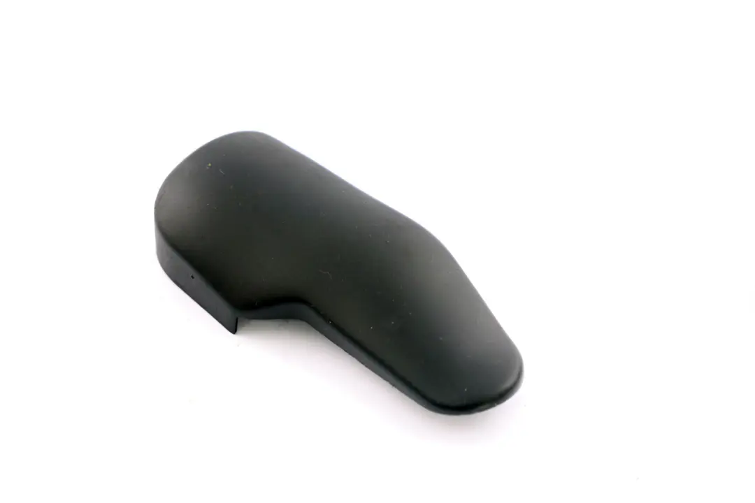 Parabrezza destro Tergicristallo Coperchio Coperchio Trim per BMW E65 E66 E67 con numero di parte 7008973 BMW E65 E66 E67 Parabrezza destro Tergicristallo Coperchio Coperchio Trim - SKU 7008973 - Numero di parte 7008973