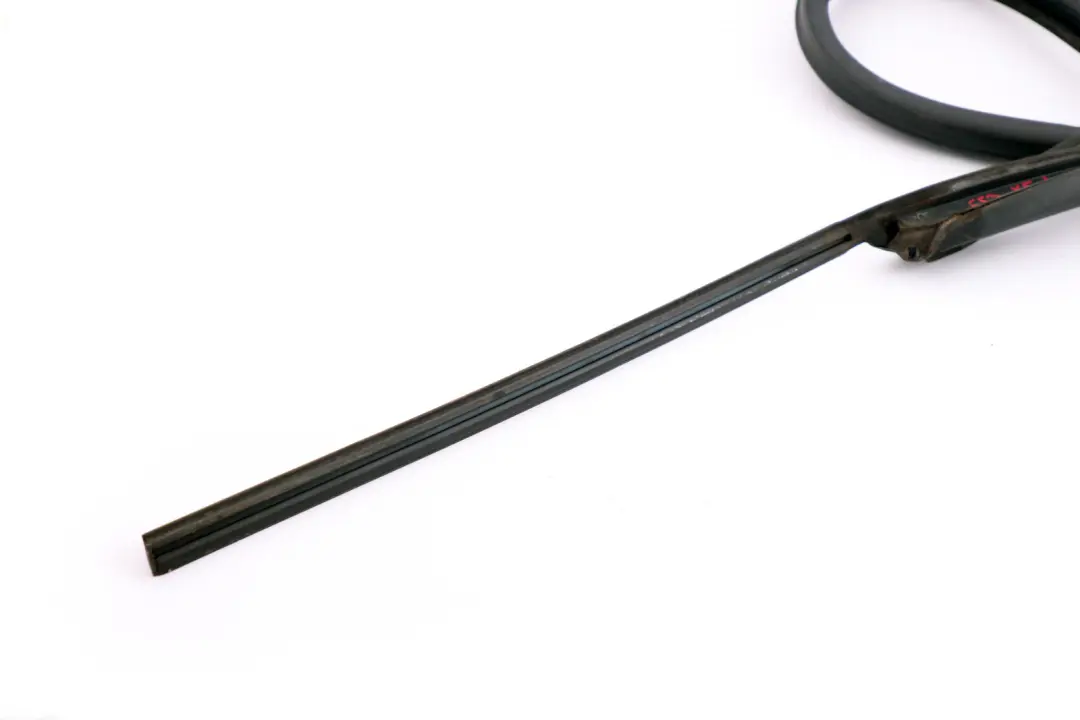 Conditionnement Chassis de Toit A Gauche pour BMW X5 E53 à propos du numéro de pièce 7008975 BMW X5 E53 Conditionnement Chassis de Toit A Gauche - SKU 7008975 - Numéro de pièce 7008975