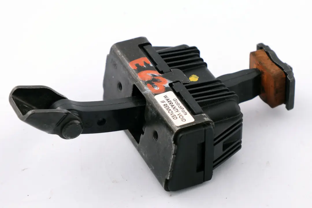 Front Door Brake Hinge Left Right N/O/S to BMW 6 Series E63 E64 LCI with Part number 7176803 BMW 6 Series E63 E64 LCI Front Door Brake Hinge Left Right N/O/S - SKU 7009111 - Part number 7176803