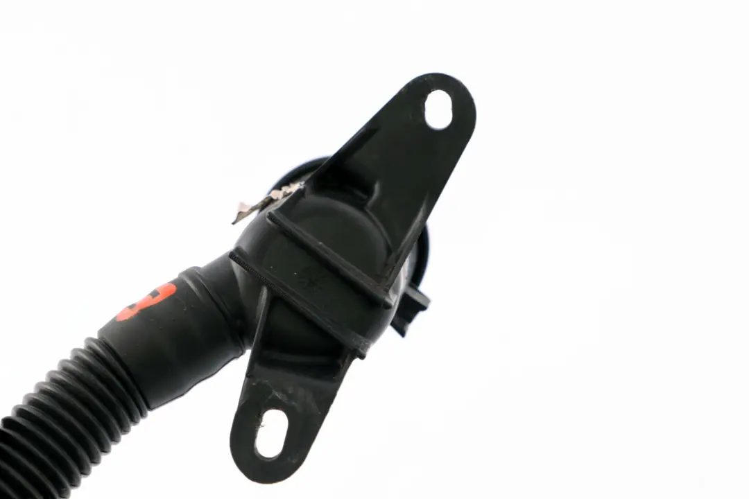 Tubo Llenado Manguera Recipiente Lavado Parabrisas para BMW E65 E66 E67 con número de pieza 7009125 BMW E65 E66 E67 Tubo Llenado Manguera Recipiente Lavado Parabrisas - SKU 7009125 - Número de pieza 7009125