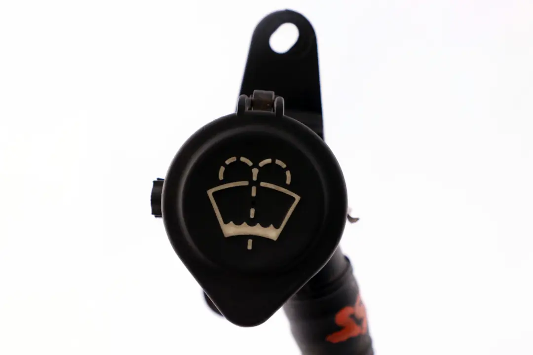 Tubo Llenado Manguera Recipiente Lavado Parabrisas para BMW E65 E66 E67 con número de pieza 7009125 BMW E65 E66 E67 Tubo Llenado Manguera Recipiente Lavado Parabrisas - SKU 7009125 - Número de pieza 7009125