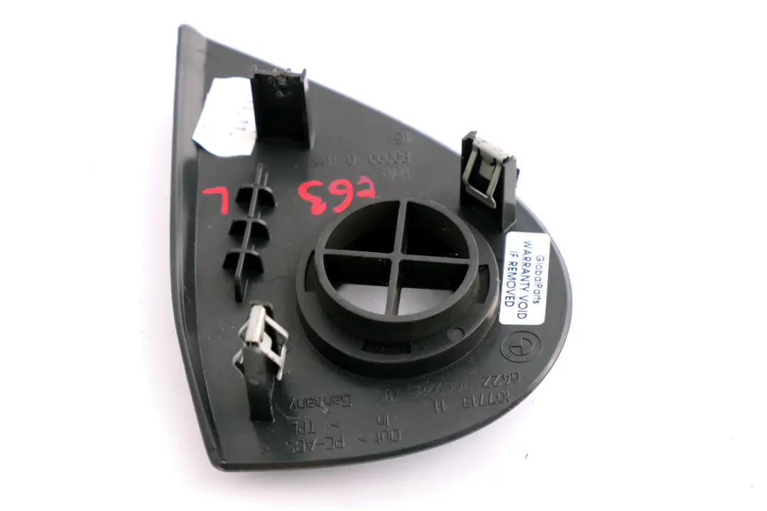 Osłona Kratka Wentylacyjna Drzwi Lewa do BMW E63 E64 o numerze 7009285 BMW E63 E64 Osłona Kratka Wentylacyjna Drzwi Lewa - SKU 7009285 - Numer Części 7009285