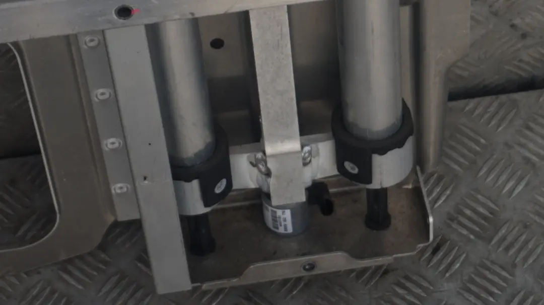 BMW 6 Series E64 Cabrio Convertible Rollover Roll Over Protection Bar - SKU 7009657 - Part number 7009657