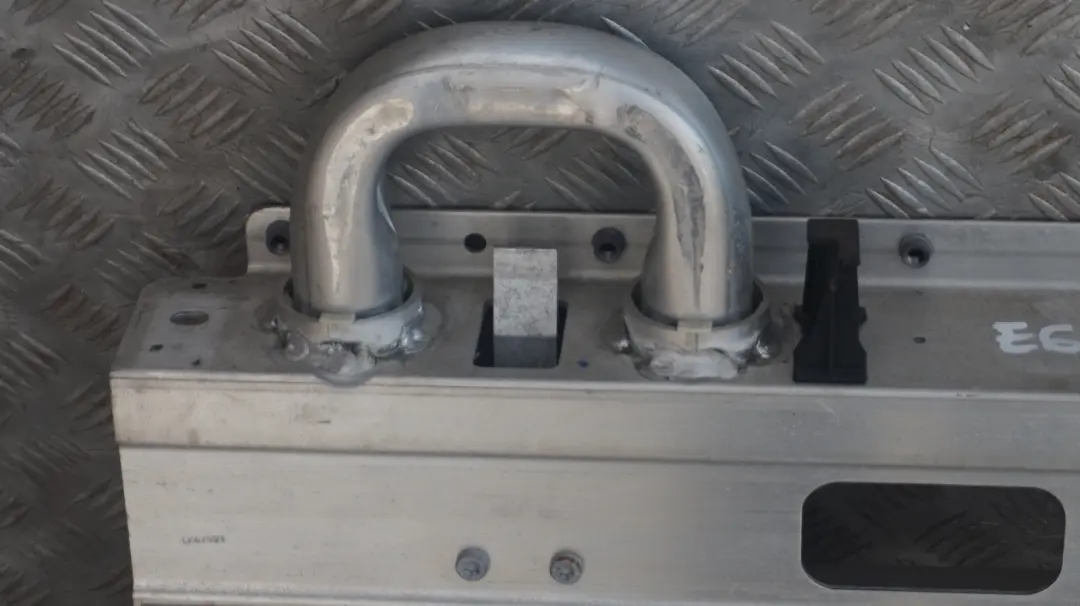 Reihe E64 Cabrio Convertible Ăśberrollschutz 5462 für BMW 6 mit Teilenummer 7009657 BMW 6 Reihe E64 Cabrio Convertible Ăśberrollschutz 5462 - SKU 7009657 - Teilenummer 7009657