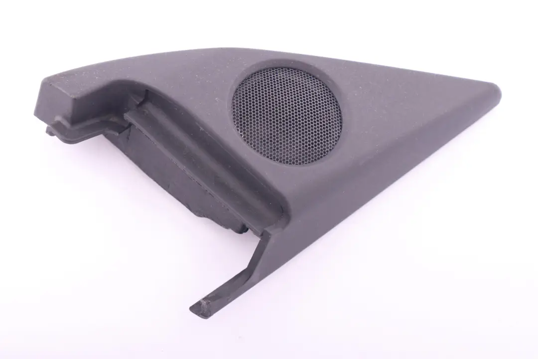 Modanatura Angolare Copri Specchio Interno Destro 7143998 per BMW E63 E64 con numero di parte 7009706 BMW E63 E64 Modanatura Angolare Copri Specchio Interno Destro 7143998 - SKU 7009706 - Numero di parte 7009706