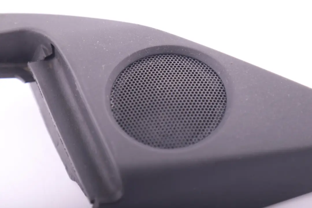 Osłona obudowa głośnika maskownica do BMW E63 E64 o numerze 7009706 BMW E63 E64 Osłona obudowa głośnika maskownica - SKU 7009706 - Numer Części 7009706