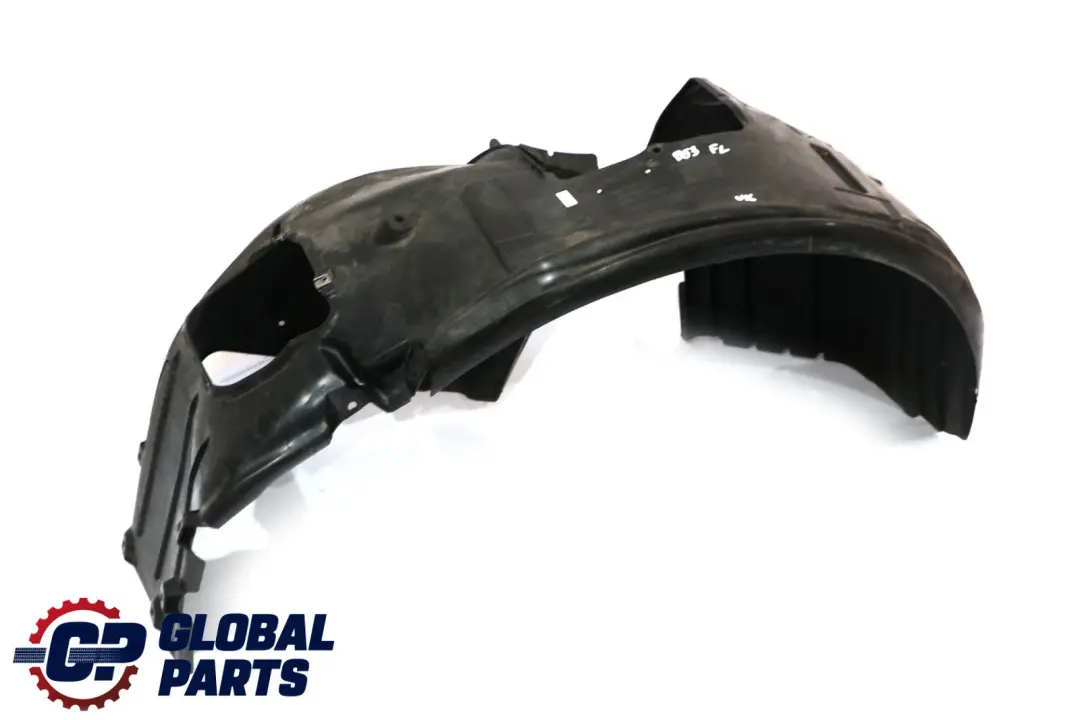 Tapa Delantera Izquierda Paso De Rueda para BMW E63 E64 con número de pieza 7009715 BMW E63 E64 Tapa Delantera Izquierda Paso De Rueda - SKU 7009715 - Número de pieza 7009715