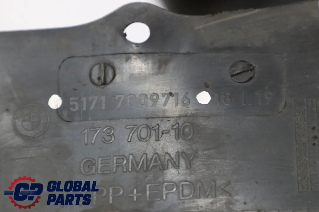 BMW E63 E64 Tapa Delantera Derecha Paso Rueda - SKU 7009716 - Número de pieza 7009716