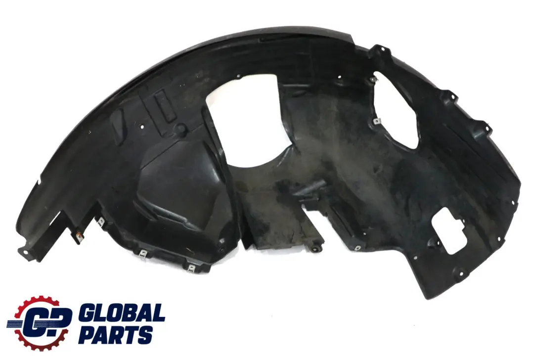 Tapa Delantera Derecha Paso Rueda para BMW E63 E64 con número de pieza 7009716 BMW E63 E64 Tapa Delantera Derecha Paso Rueda - SKU 7009716 - Número de pieza 7009716