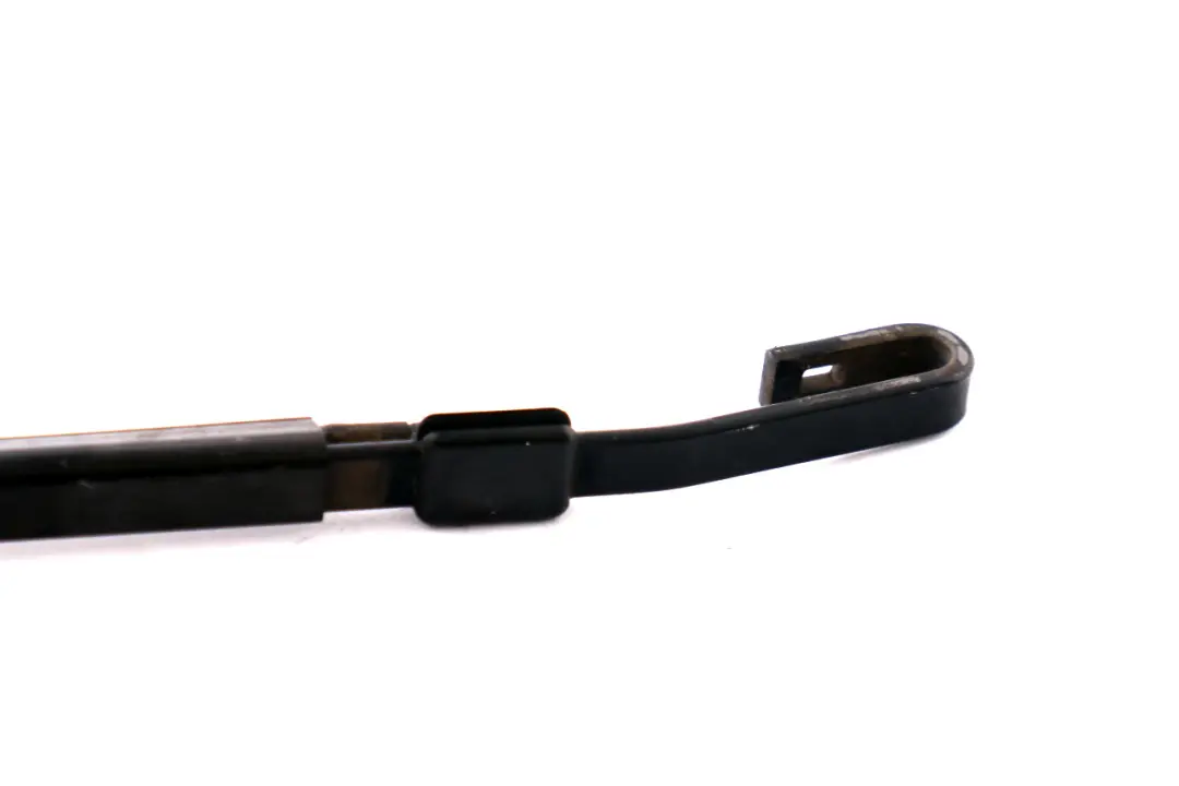 Windscreen Wiper Arm Assembly to BMW 3 Series E46 Compact Rear with Part number 7009883 BMW 3 Series E46 Compact Rear Windscreen Wiper Arm Assembly - SKU 7009883 - Part number 7009883