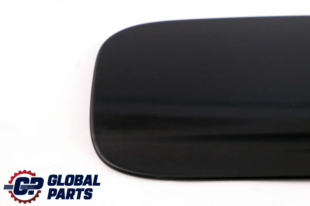 Einfüllklappe Black Sapphire Metallic Schwarz für BMW 7 er E65 E66 E67 mit Teilenummer 7010539 BMW 7 er E65 E66 E67 Einfüllklappe Black Sapphire Metallic Schwarz - SKU 7010539-BS - Teilenummer 7010539