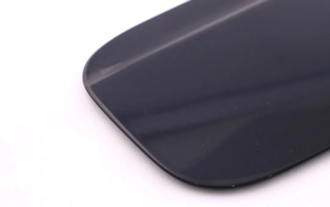 Fill In Flap Fuel Filler Cover Orientblau Orient Blue to BMW 7 Series E65 E66 E67 with Part number 7010539 BMW 7 Series E65 E66 E67 Fill In Flap Fuel Filler Cover Orientblau Orient Blue - SKU 7010539-OB - Part number 7010539