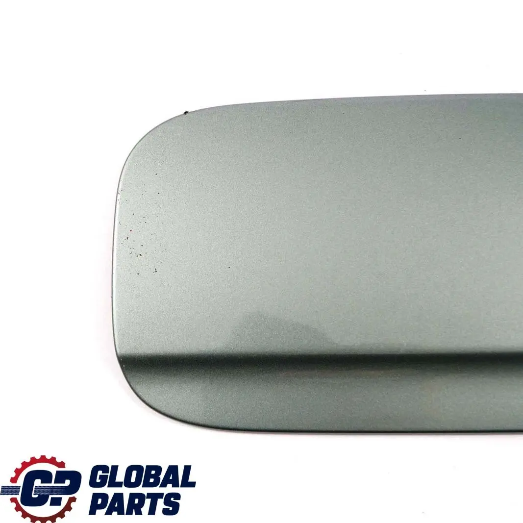 Einfüllklappe Schiefergruen Gruen Metallic - 449 für BMW 7 er E65 E66 E67 mit Teilenummer 7010539 BMW 7 er E65 E66 E67 Einfüllklappe Schiefergruen Gruen Metallic - 449 - SKU 7010539-SGM - Teilenummer 7010539